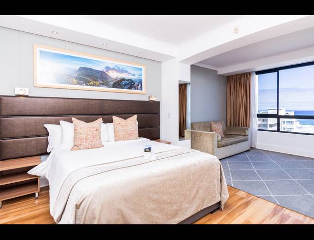 1 BEDROOM APARTMENT SOLD IN BANTRY BAY
